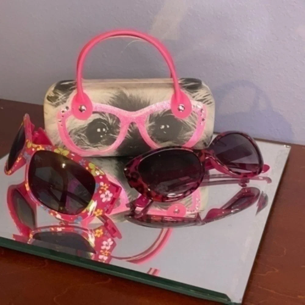 Justice glasses 2 pairs of girls sunglasses and dog case Pink